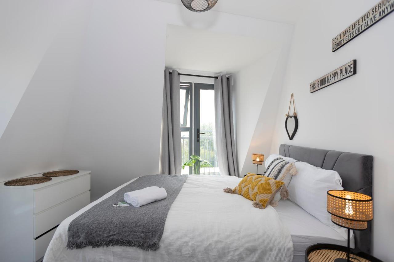 Stunning 3 Bedroom Penthouse With Terrace And Lift Londra Esterno foto