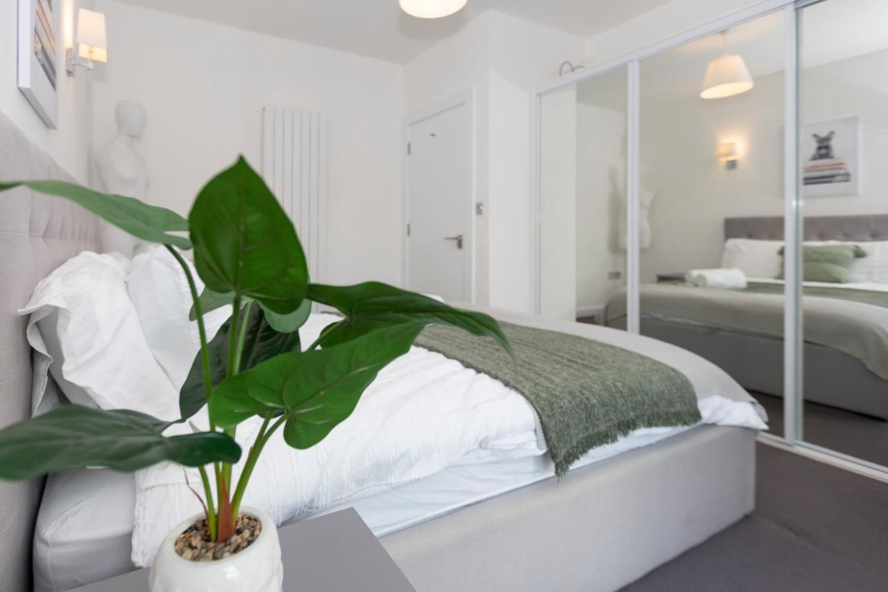 Stunning 3 Bedroom Penthouse With Terrace And Lift Londra Esterno foto